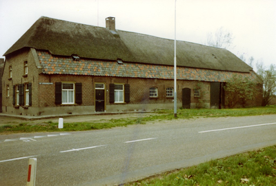 500865 Boerderij van Harrie van Kronenburg, 2000