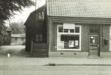 501077 Winkel van Henk Woltering, 1965