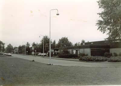 501084 Winkelcentrum de Schakel, 1975