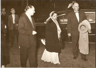 501442 Ontvangst van de ambasadrice van Oost-Pakinstan Mevrouw Ra'ana Liaquat Ali Khan, 21-06-1957