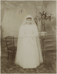 181071 Maria Anna Johanna Aldegonda Coovels ter gelegenheid van Plechtige Communie, 1890 - 1900