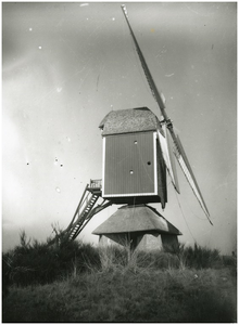  Een serie van 4 foto's betreffende de Heimolen, Leenderweg, 1935 - 1941