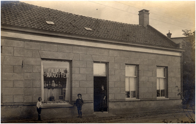 10322 Filiaal Klomp aan de Woenselsestraat, 1920