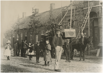 221212 Bouw Rozenstein : het verhuizen van meubilair met paard en wagen, 1895 - 1905