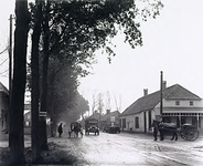 23397 Bosseweg, gezien richting Eindhoven, kruising met Nieuwstraat en Sint Oedenrodeseweg, ca. 1930