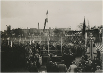 195215 Menigte op het Philips Sportterrein, Frederiklaan 10a. Geen informatie bekend, 1931 - 1935