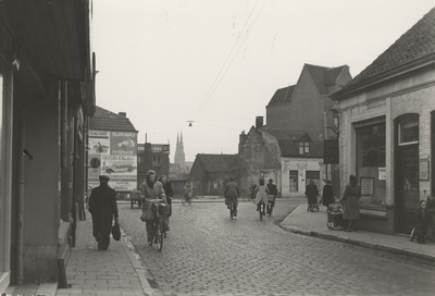 26018 Fellenoord, oude situatie. Kruising met de Lijmbeekstraat. Vanwege de stadssanering werden de panden op de foto ...
