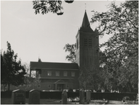 190346 De aula op begraafplaats de Oude Toren in Woensel, 09-1956