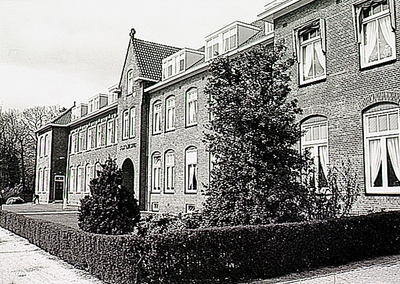 18657 Bejaarden- en verzorgingshuis St. Antonius, Amstelstraat 112, 05-1977