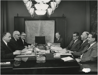 Een serie van 4 foto's betreffde het college van Burgemeester en Wethouders (1966-1970), 1966-1970