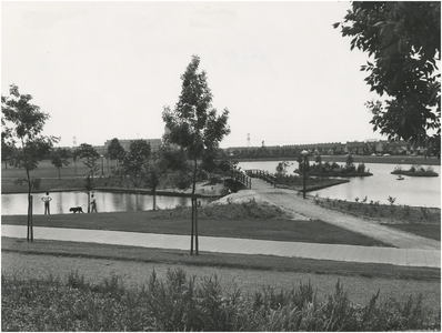 193718 Henri Dunantpark, 1974
