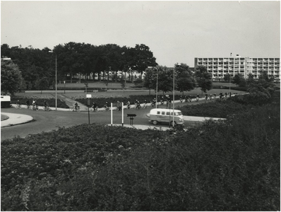 193939 Het Stadswandelpark gezien vanaf de Boutenslaan, 09-1965