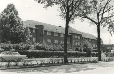 258 St. Josephziekenhuis, Aalsterweg 259, gezien richting 'Aalst', 1955 - 1957