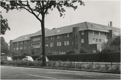 259 St. Josephziekenhuis, Aalsterweg 259, gezien richting 'centrum', 1964 - 1966