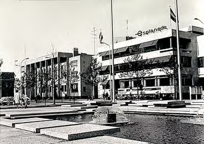 7890 Stadhuisplein, gezien in de richting van Esplanade, 01-01-1969