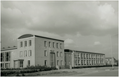 8010 Hertog Jan college, Merendreef 1, 1955 - 1965