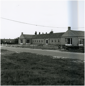 8184 Sint Franciscusschool, Van de Venstraat, 1955 - 1965
