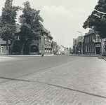 8319 Eindhovenseweg, links sociëteit Concordia en rechts hotel Riche, 1955 - 1965