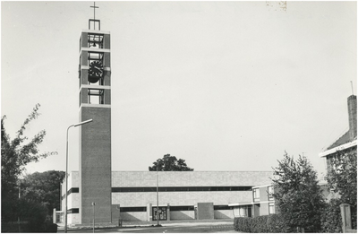 11692 R.K.-kerk St. Petrus Banden, Hof 3, 28-09-1965