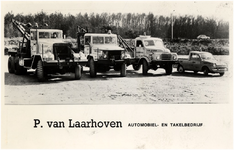 11919 Reclamefoto ter promotie van Automobiel- en Takelbedrijf P. van Laarhoven: het wagenpark, 1960 - 1970