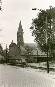 13417 Park, met de R.K.-kerk St.Clemens, 08-10-1962