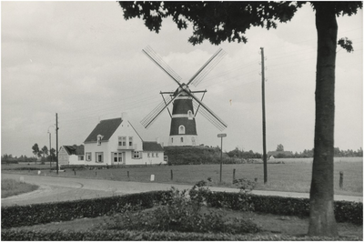 13456 Bergkorenmolen De Roosdonk, Gerwenseweg 2, 1955 - 1965