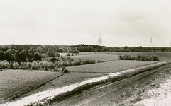 14141 Agrarischlandschap: omzoomde akkers, 08-05-1964