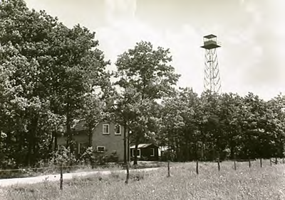 14271 Oeienbosdijk: woonhuis met brandtoren, 02-06-1969