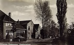 20113 Gasthuisstraat, gezien vanaf de kruising Spoordonkseweg, 1950 - 1965
