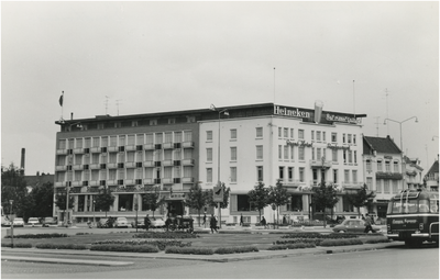 67345 Hotel 't Silveren Seepaerd, Stationsplein 1, 07-07-1964