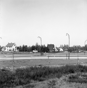 135389 Valkenswaardeseweg, bij de afslag van de Rijksweg E-9, 15-05-1956