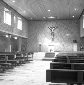 135926 Dienst en gebedsruimte van de kapel van bejaardenoord Bethanië, 30-06-1971