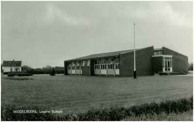 252582 Lagere school, Doornboomstraat, 1960 - 1980