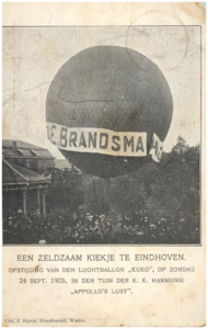 15454 Het opstijgen en varen met luchtballon Kuko vanuit de tuin der K.K. Harmonie Apollo's lust, 24-09-1905