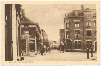 15904 Vrijstraat, gezien vanaf de Keizersgracht met rechts het postkantoor, 1907 - 1930