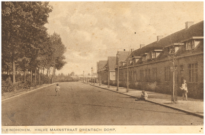16061 Halvemaanstraat in het Drents Dorp, 1936