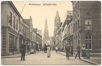 16106 Rechtestraat, gezien vanaf de Volderstraat met rechts de Vrijstraat, 1913