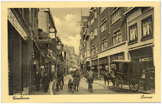 16423 Demer, met links schoenhandel van Haren en rechts het tabakshuis, 1910 - 1930