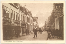 16507 Rechtestraat, met rechts Hotel 't Hof van Holland, 1900 - 1920