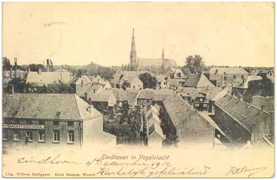 16657 Panorama met links de ambachtschool en rechts het begeinenhof. Op de achtergrond de Paterskerk, 1900 - 1912