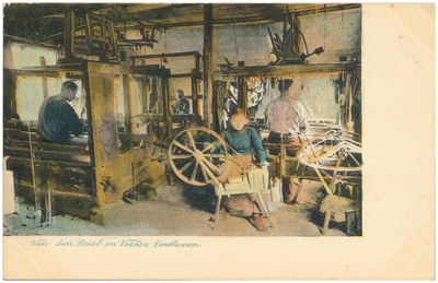 16957 Het weven en bewerken van linnen in de weverij van linnenfabriek Van den Briel & Vester, 1890 - 1900