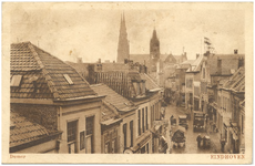 17055 Rechtestraat gezien vanuit de Demer met op de achtergrond de torens van het Stadhuis en de Catharinakerk, 1920 - 1940