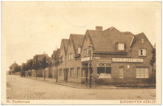 17058 St. Trudostraat, met op de hoek Filiaal Wed. A.A. Notten, 1910 - 1940