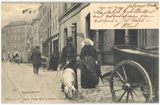 17565 Het in- en verkopen van goederen op de Markt, 1900 - 1905