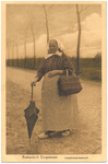 17955 Boerin in klederdracht, 1900 - 1920