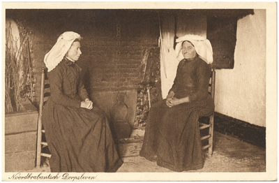 18100 Het samenkomen bij de schouw, 1890 - 1910