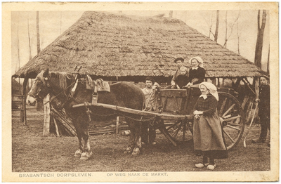 18127 Paard en wagen, of erdkar, voor de schuur, 1900 - 1926