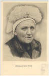 18142 Boerin in klederdracht, 1900 - 1920