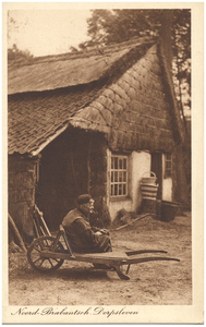 18268 Het roken van een pijp op de kruiwagen, 1901 - 1915