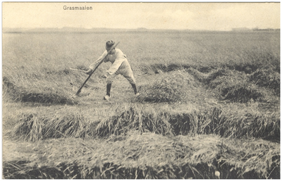 18363 Het hooien of maaien van gras, 1910 - 1930